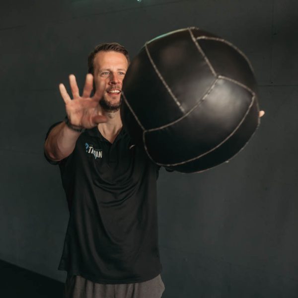 2 Train Personal training Sittard, afvallen, fitter, slanker en sterker! Persoonlijke begeleiding!